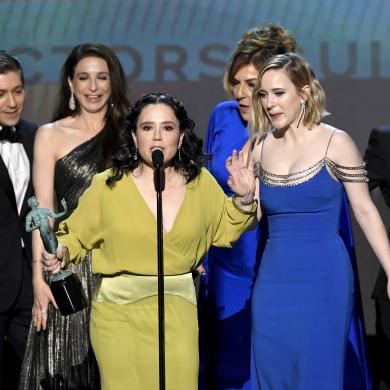 (L-R) Michael Zegen, Marin Hinkle, Alex Borstein, Caroline Aaron, and Rachel Brosnahan