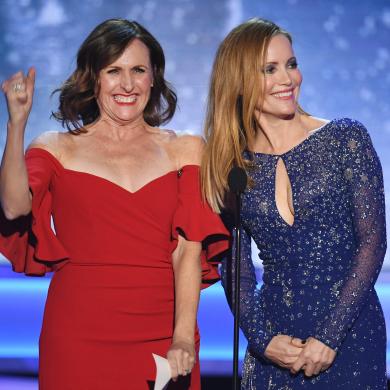 Molly Shannon (L) and Leslie Mann