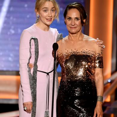Saoirse Ronan (L) and Laurie Metcalf
